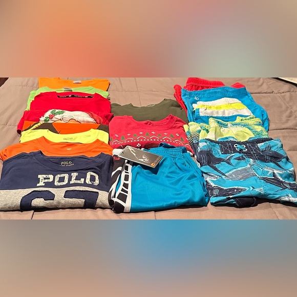 BOYS XL 16-18 BUNDLE OF SHORT/LONG SLEEVE TEES, SWIM/SHORTS. 16 pieces - Picture 1 of 12